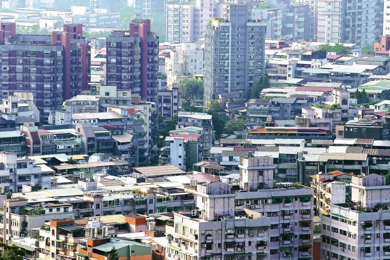 政院推動修法，未來可對違建人按次連續處罰。 本報系資料庫