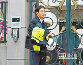 柯P保庇　鄰居不請保全了