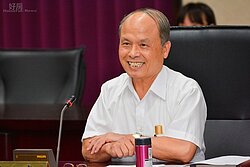 張盛和推稅改獲全球最佳財長　顏炳立：快被玩死