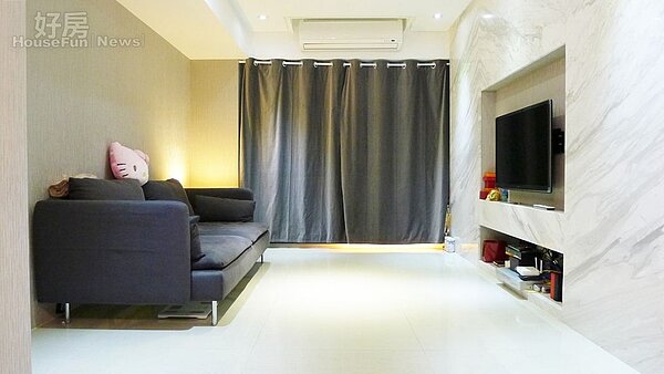 2.裝潢以白色為主,顯得空間特別寬敞。