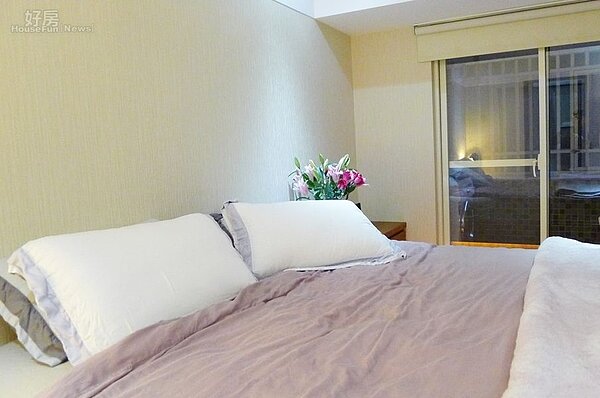 4.臥房以粉色系為主,容易招得好人緣。