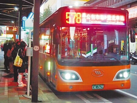 
行駛泰山地區的578與579公車路線，原為一段票制直達往返台北車站，將自3月4日起新增沿線停靠站，引發地方議論。（吳嘉億攝）
