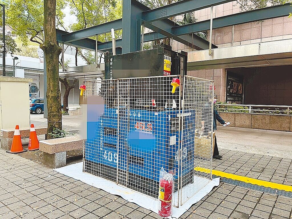 台北市信義計畫區香堤大道常有業者舉辦活動，民眾抱怨業者使用「柴油發電機」供電產生刺鼻廢氣、噪音。圖／台北市文化局提供