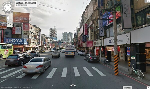 新店北新路二段單號邊的張姓地主,表示自己土地遭政府「強制使用」還課徵地價稅,將抗爭到底。圖為北新路街景(翻攝自Google Map)