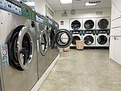 加毛巾能乾更快？洗衣省電9技巧　浸泡時間、水溫都有講究