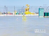 台灣燈會積水　挨轟設計差