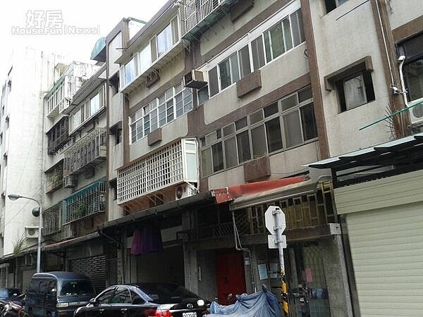 6高振鵬居住在寧靜的樂業街巷弄裡,生活愜意。