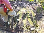 仙腳趾爆紅　露營客搶朝聖