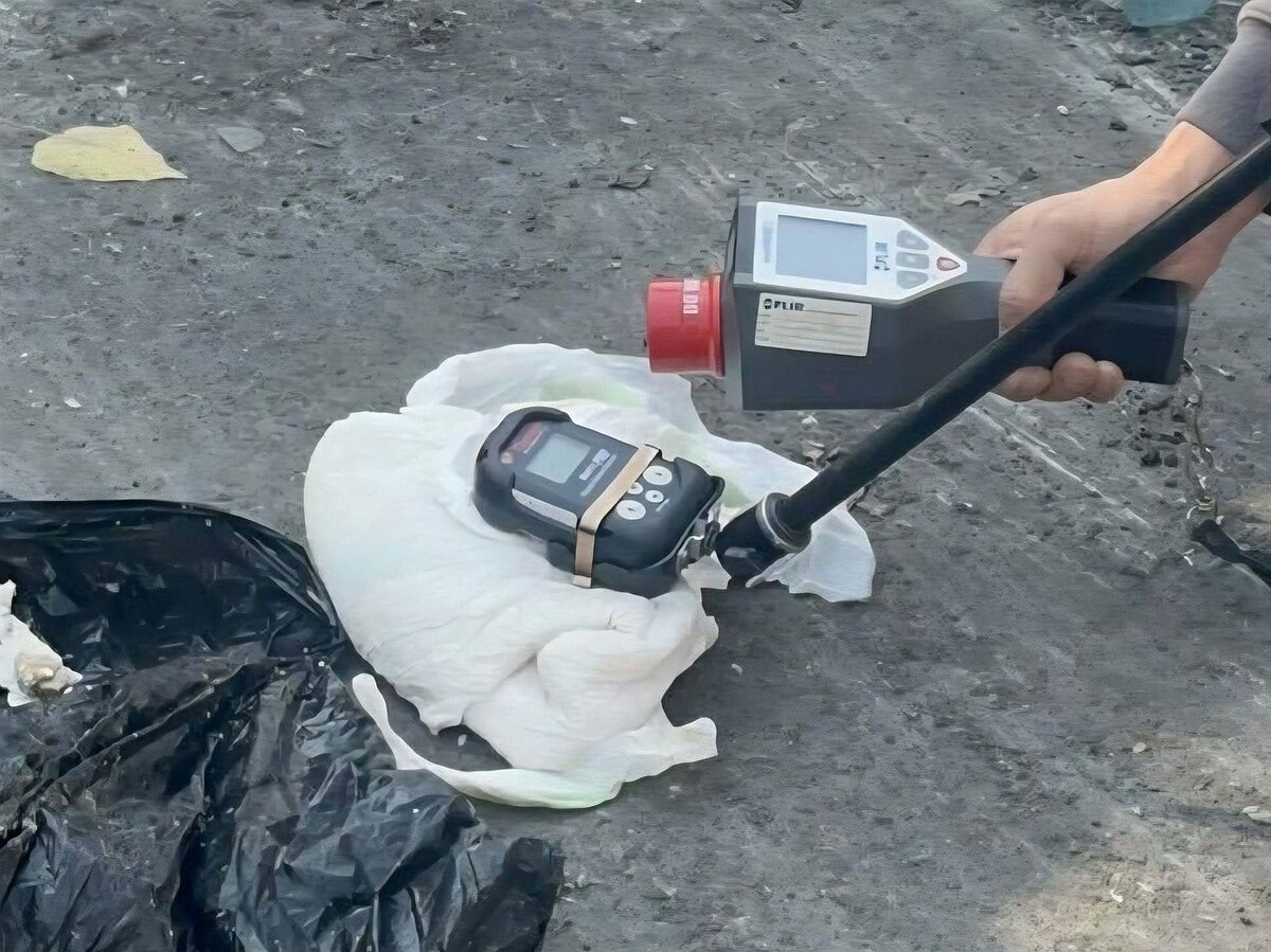 核安會表示，經手持式輻射偵測儀器初篩後，發現輻射異常來自於廢棄紙尿布，進一步使用核種分析儀器測得核種為鎦-177（Lu-177），研判為於醫院進行核子醫學治療的病患回家後產生廢棄物。圖／埔里鎮公所提供