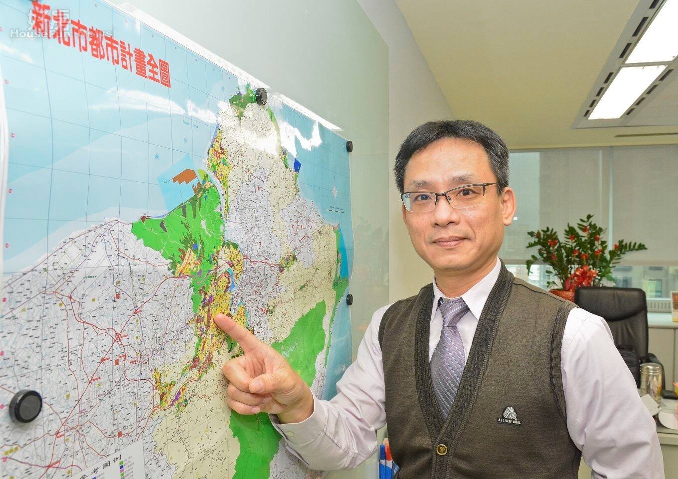 新北市城鄉發展局副局長張溫德認為,未來社會住宅戶數將大量增加,必須交給專業的物業管理以維持品質。(好房網News記者 陳韋帆/攝影)