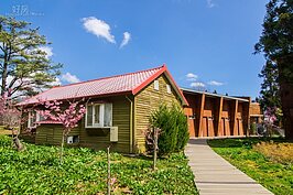 福壽山農場本身也提供住宿，不過因為過於熱門，必須要提早預約。