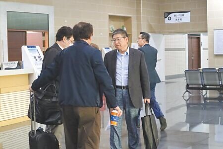 
豐采520案4日開庭，進行證據調查與訊問被告程序，建商組罕見集體行使緘默權。（邱立雅攝）
