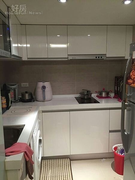 
4.小巧精緻的廚房，方便簡單下廚。