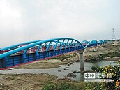 水雉羽翼飛　曾文溪渡槽橋改建竣工