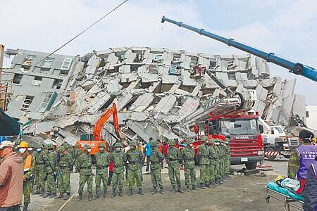 
0206地震屆滿10周年，當年造成13名兒童成為失依兒童。（資料照片∕郭良傑台南傳真）

