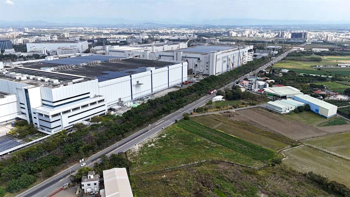 高雄科學園區2025年前11月預售交易量較去年同期年減85.5%，居各大園區之首，台南科學園區也超過7成5。房市示意圖／永慶房產集團提供