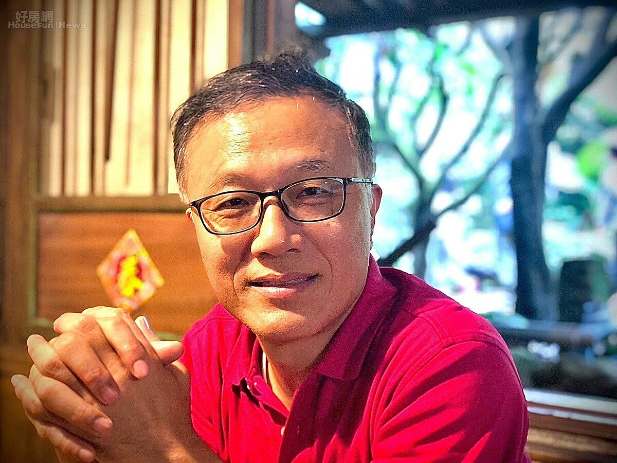 中華民國全國建築師公會理事長崔懋森說，每棟建築對他而言都是獨一無二的存在。