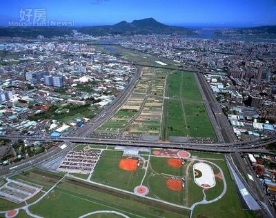 一個重劃區兩樣情 新北曼哈頓 左右價差萬 好房網news