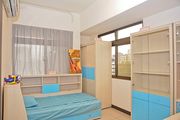 聯開宅無家具,所以入住時須自己準備家具。(好房網News記者 陳韋帆/攝影)