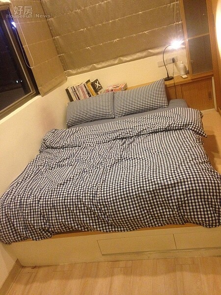 6.到了夜晚,臥房又有不同風情。