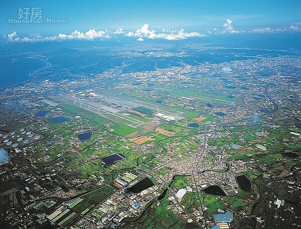 航空城計畫面臨重新檢討,開發進度仍沒有時間表。(截取自維基百科)