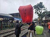 新北訂天燈自治條例...未來要貼標章　地方：稽查管理是關鍵