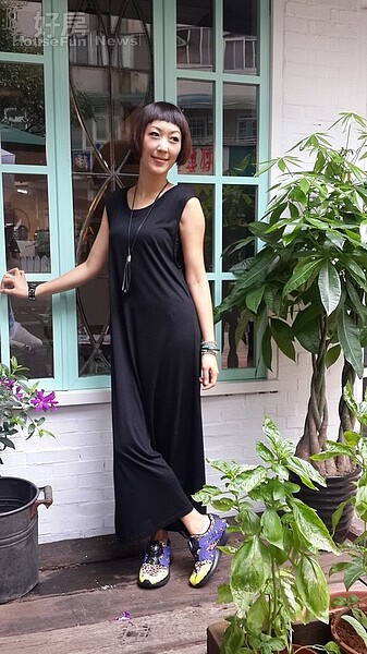 1.藝人Gigi跟好友合力圓夢,開了一家巴西菜餐廳「Tudo bom(土豆蹦)」,是葡萄牙文「一切都很美好」的意思!