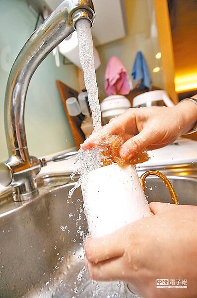 水價統一(王英豪攝)