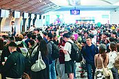 系統當機…桃機癱瘓　報到出包非首次