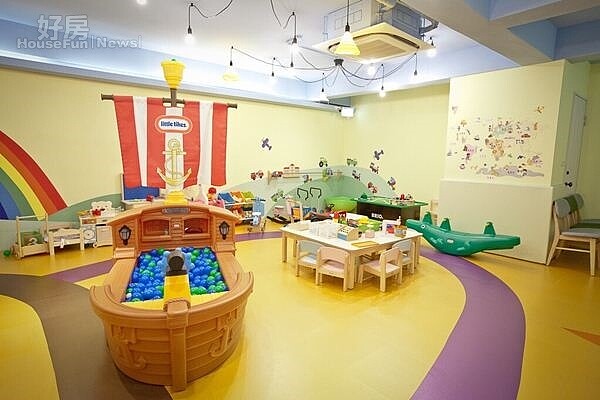 3.室內有許多玩具,可以讓孩子玩個過癮。