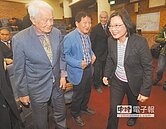 選戰奇招？　蔡英文擬遷居高雄