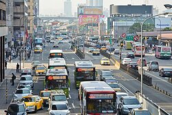 柯P要公車里程收費　新加坡卻開放地鐵免費