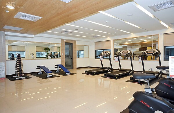 浮洲合宜住宅社區的健身房設備齊全。(好房網News記者 陳韋帆/攝影)