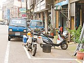 苗栗違停大取締　「家門前不能停車？」
