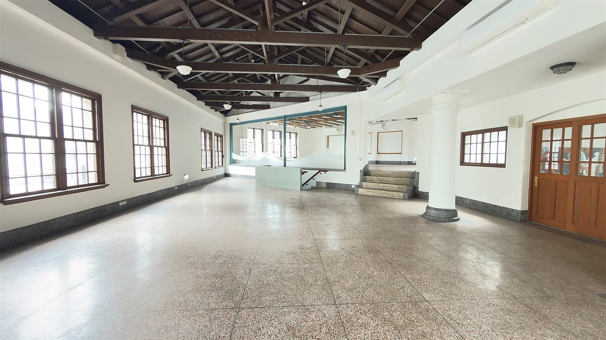 西市場外廓賣店2樓現場。圖／台南市市場處提供