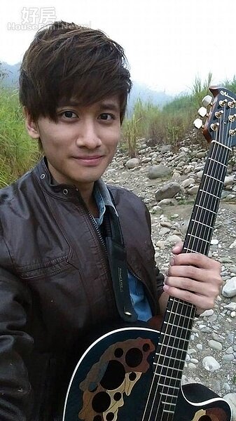 1.學生歌手劉學甫,曾入圍過華人星光大道二班前百強,也曾為麥香紅茶廣告配唱。