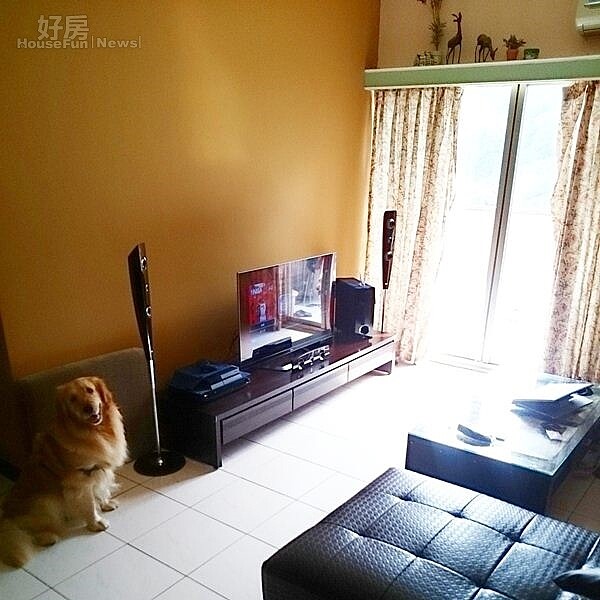 3.李厚豪目前在距離台北市車程約15分鐘的深坑租屋,總坪數為34坪,因為空間夠大,偶爾也會約三五好友到家中聚會。