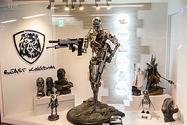 商場內當然是已年輕族群為主。