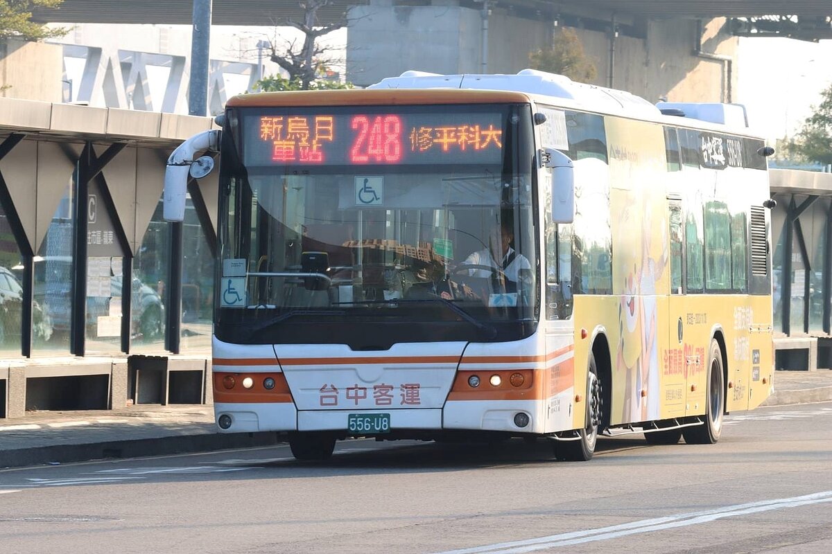248路公車為大里太平等往返高鐵路線，3月16日起將調整行駛動線擴大服務。圖／台中交通局提供