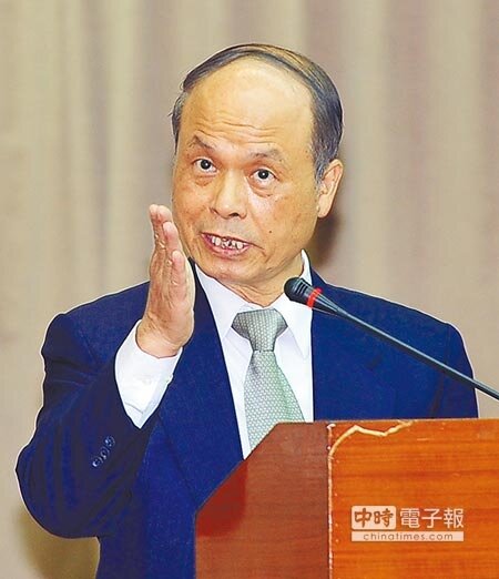 財政部長張盛和(見圖,劉宗龍攝)