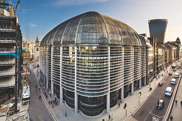 國泰人壽買下倫敦市頂級商辦「THE WALBROOK BUILDING」，別具指標意義。（世邦魏理仕提供）