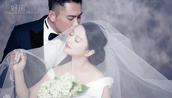 
2.何嘉文與老公David，因為考量台北的房價太高，所以兩人婚後住在汐止的婆家。