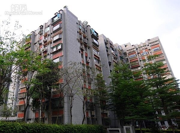 7環境清幽讓「松山新城」住宅品質口碑極佳。