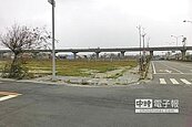 彰縣府售台中港地　進帳36億