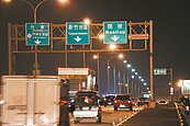新竹頭前溪橋、經國橋　燈光分地界