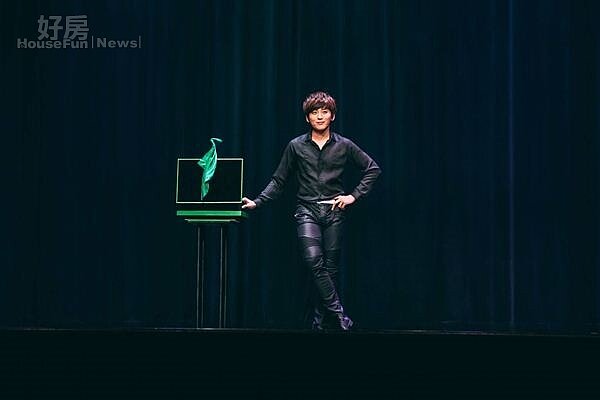 
7.魔術師趙正明表演足跡遍及世界各地，看過他表演的人都被他精湛的手法與優雅的台風所深深吸引。（取自趙正明臉書）
