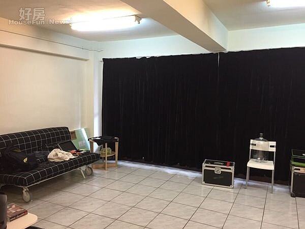 5.儲藏室大約2坪,主要是存放趙正明的魔術表演道具。