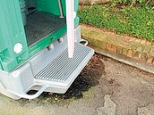 北市河濱公園流動廁所　臭到嚇人