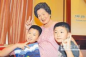 阿祖照顧2曾孫　台東表揚