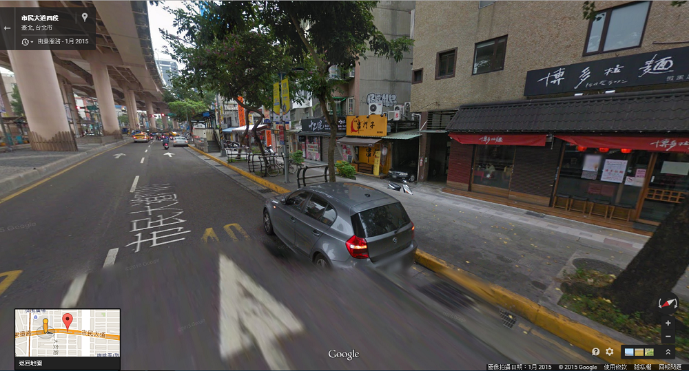 市民大道上的燒烤店香味四溢,卻遭住戶投訴油煙問題嚴重。(翻攝自Google Map)